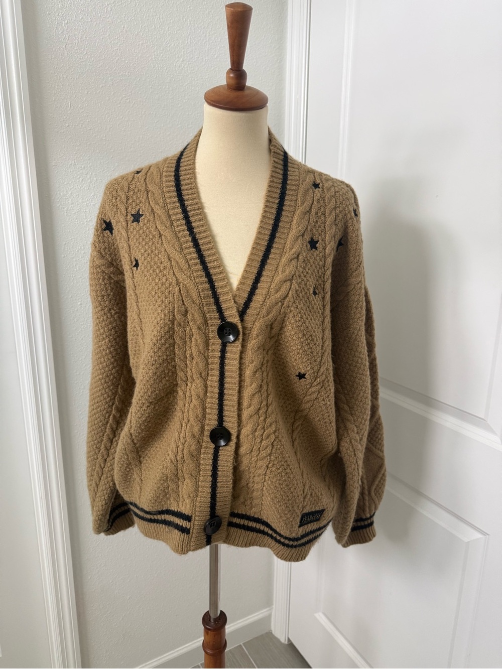 Official Taylor Swift Fearless (Taylor’s Version) cardigan in size M/L
